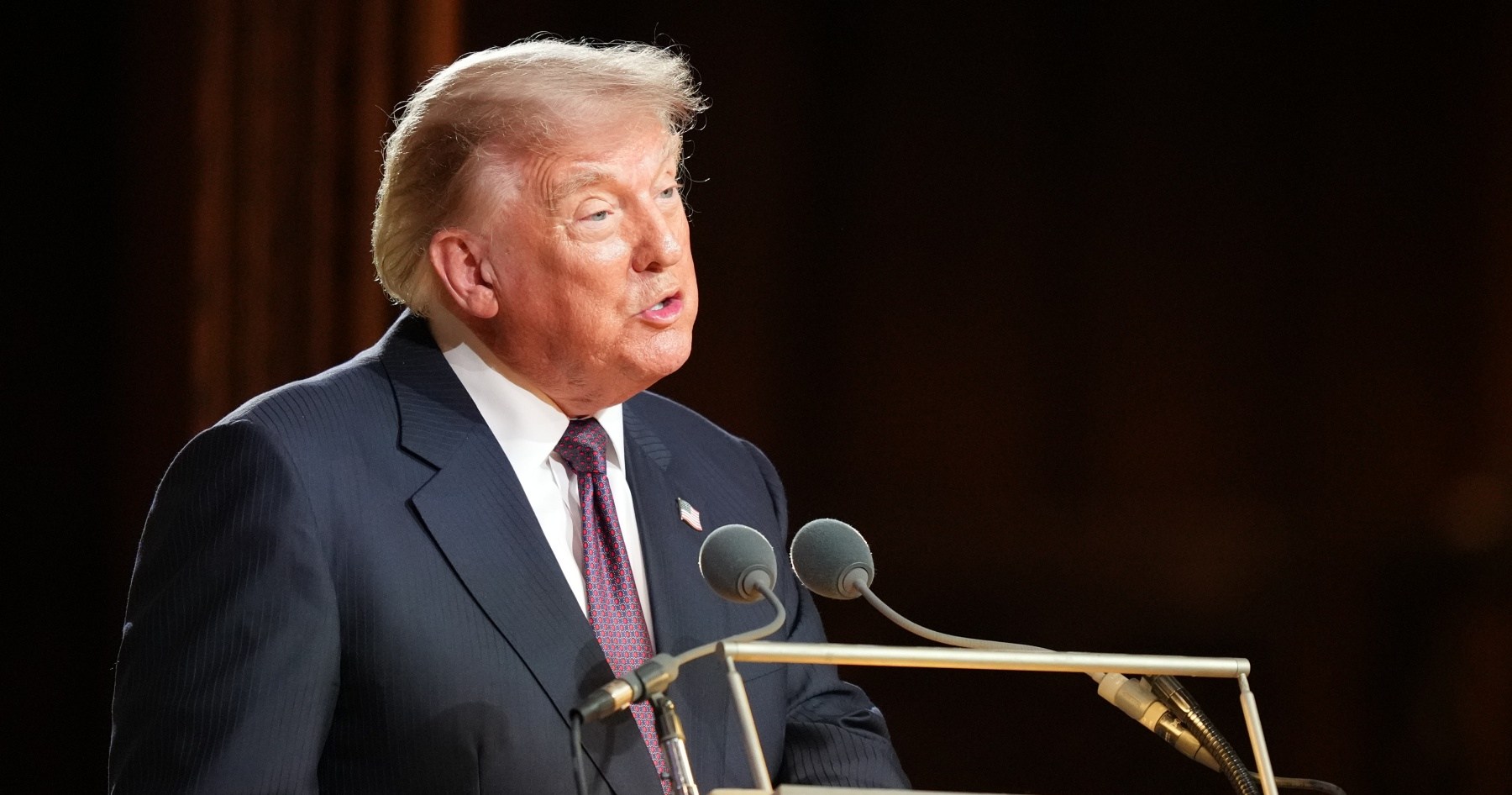 Did President Trump Really Fall Asleep at Lindsey Graham's Funeral?