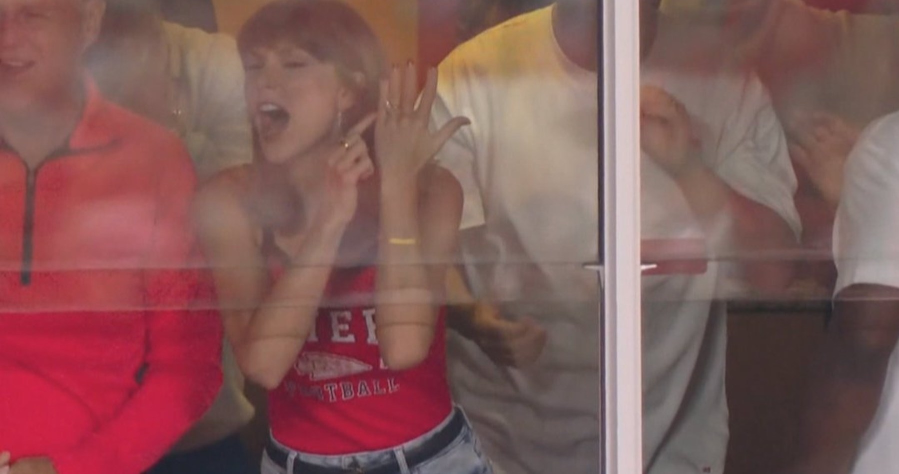 Taylor Swift's Bold Gesture at Chiefs Game Sparks Frenzy